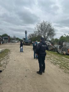 Politistii jandarmii si Garda de Mediu au efectuat verificari in domeniul colectarii si valorificarii deseurilor metalice feroase si neferoase