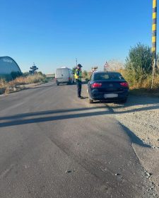 Politistii Serviciului Judetean de Poliie Transporturi Calarasi au organizat o actiune in apropierea trecerilor la nivel cu calea ferata