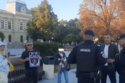 Călărași: Protestatarii care îl susțin pe Călin Georgescu, amendați în Piața Prefecturii